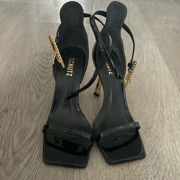 New collection - Picture 1 of 3